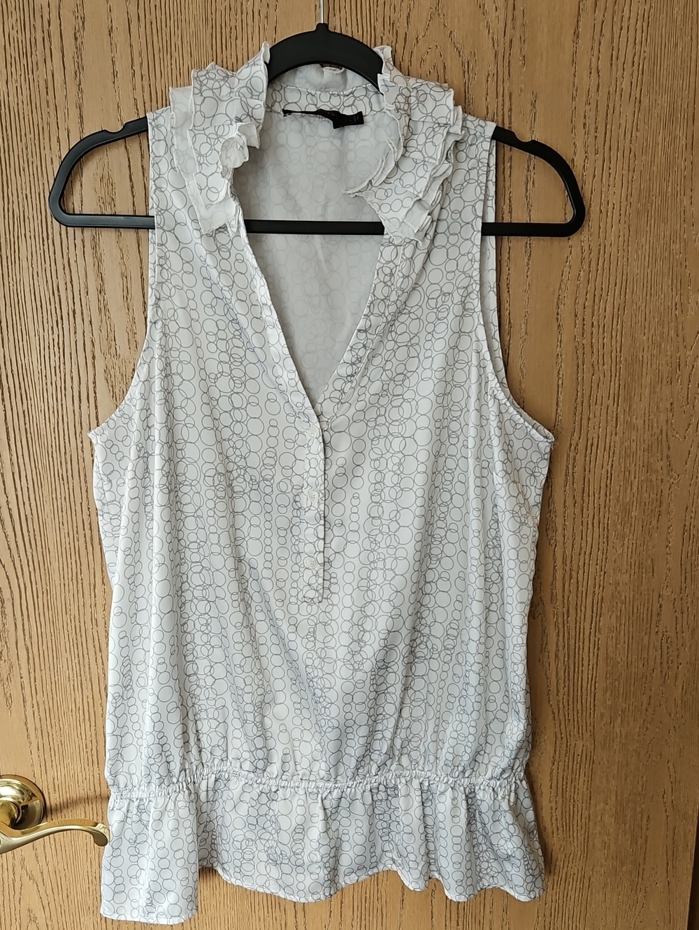 The Limited White Sleeveless Ruffle Collar Camisole with Gray Circle Print
